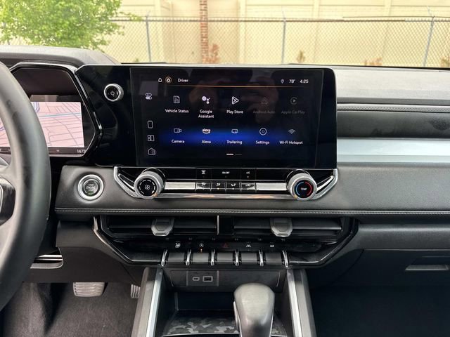 Used 2024 Chevrolet Colorado LT image 24