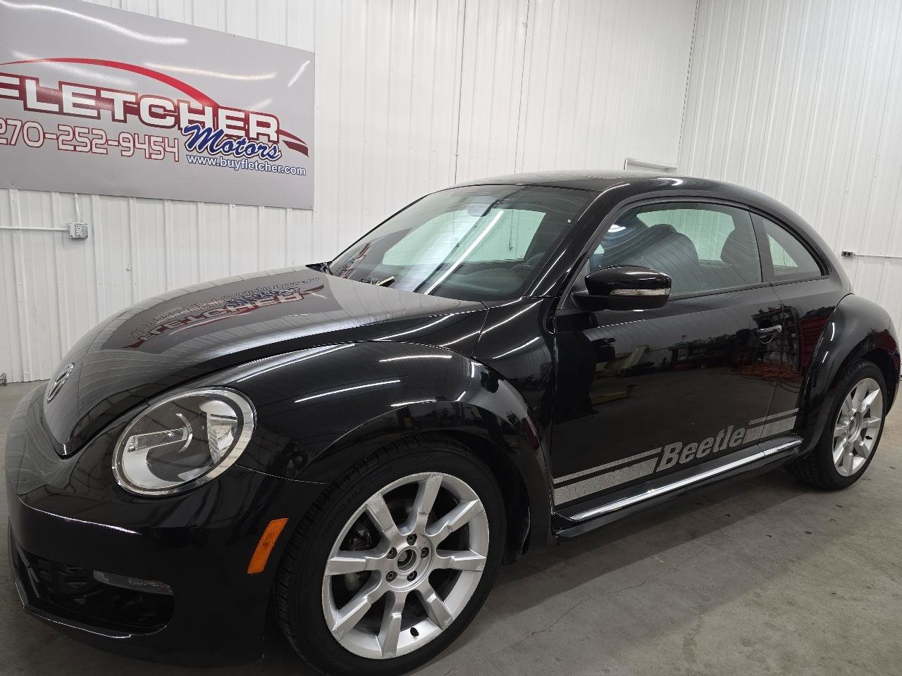 Used 2012 Volkswagen Beetle 2.5 FWD image 2