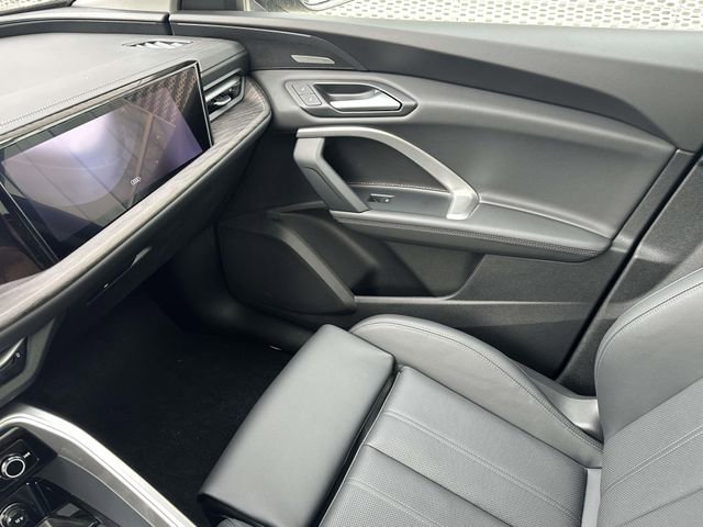 New 2026 Audi Q5 Premium Plus image 13
