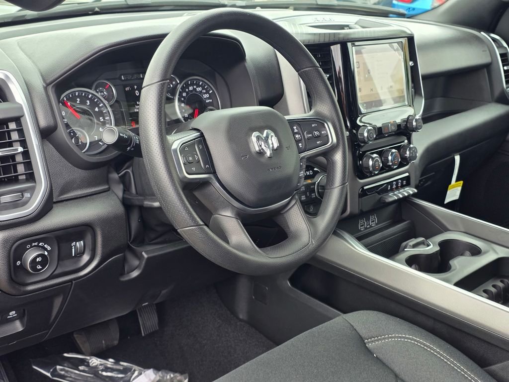 New 2026 RAM 1500 Big Horn w/ Sport Appearance Package AWD/4WD image 7