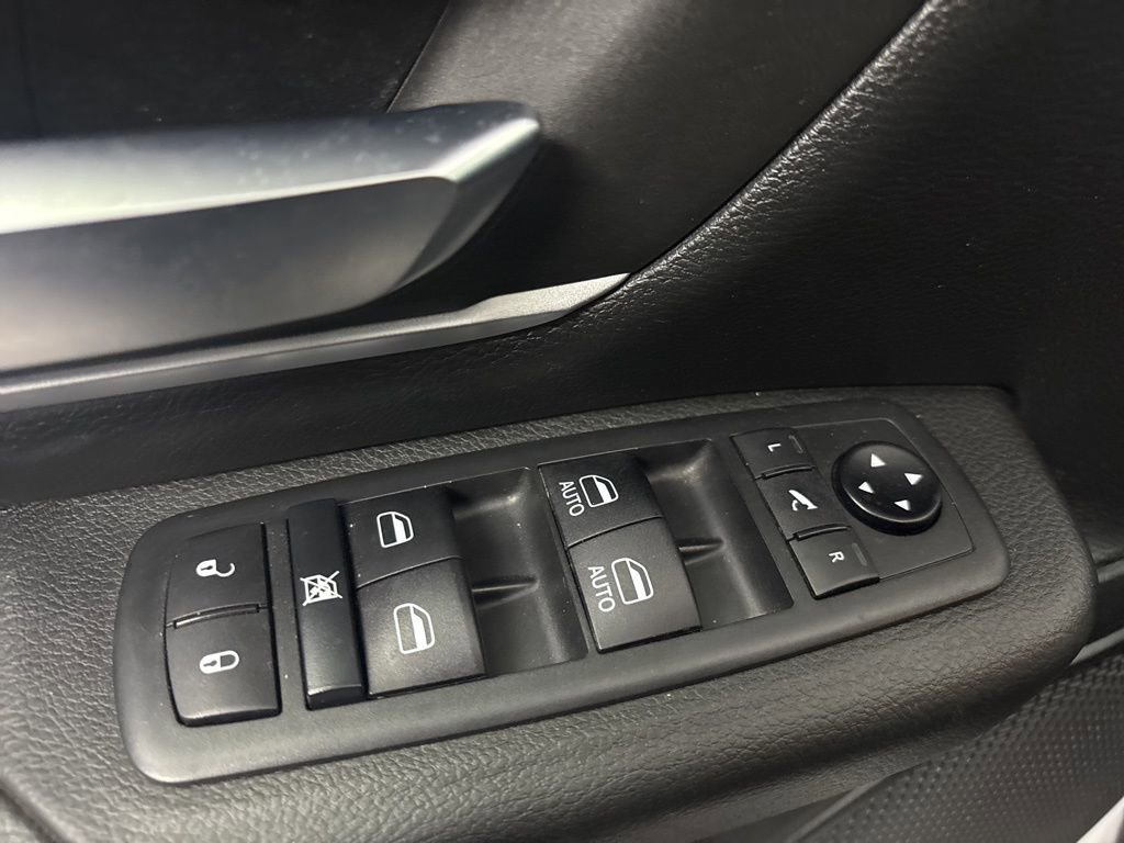 Used 2021 RAM 1500 Big Horn image 28