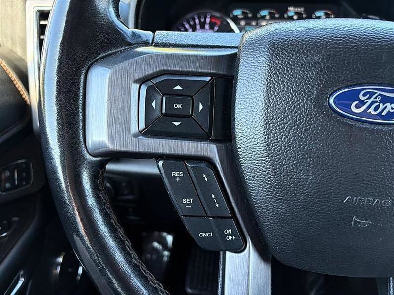 Used 2018 Ford Expedition Max Platinum image 26