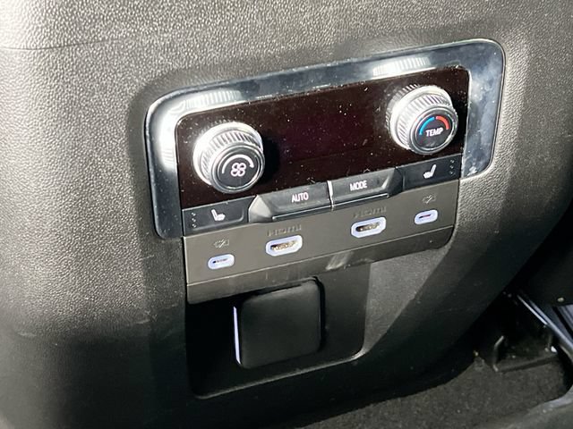 Used 2023 GMC Yukon AT4 w/ AT4 Premium Package AWD/4WD image 27