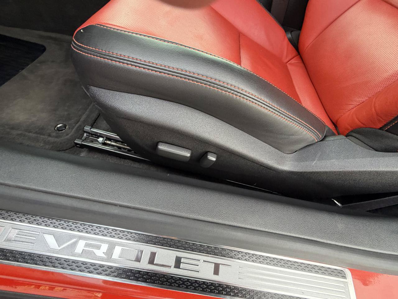 Used 2010 Chevrolet Camaro SS w/ RS Package RWD image 14