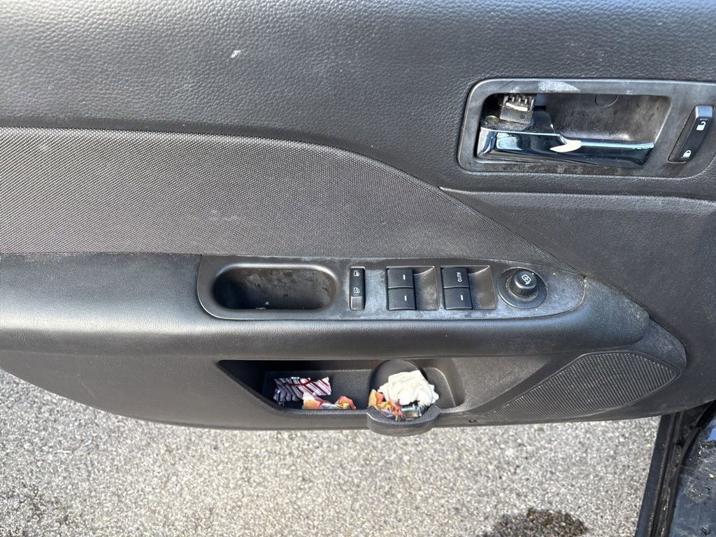 Used 2012 Ford Fusion SE image 8