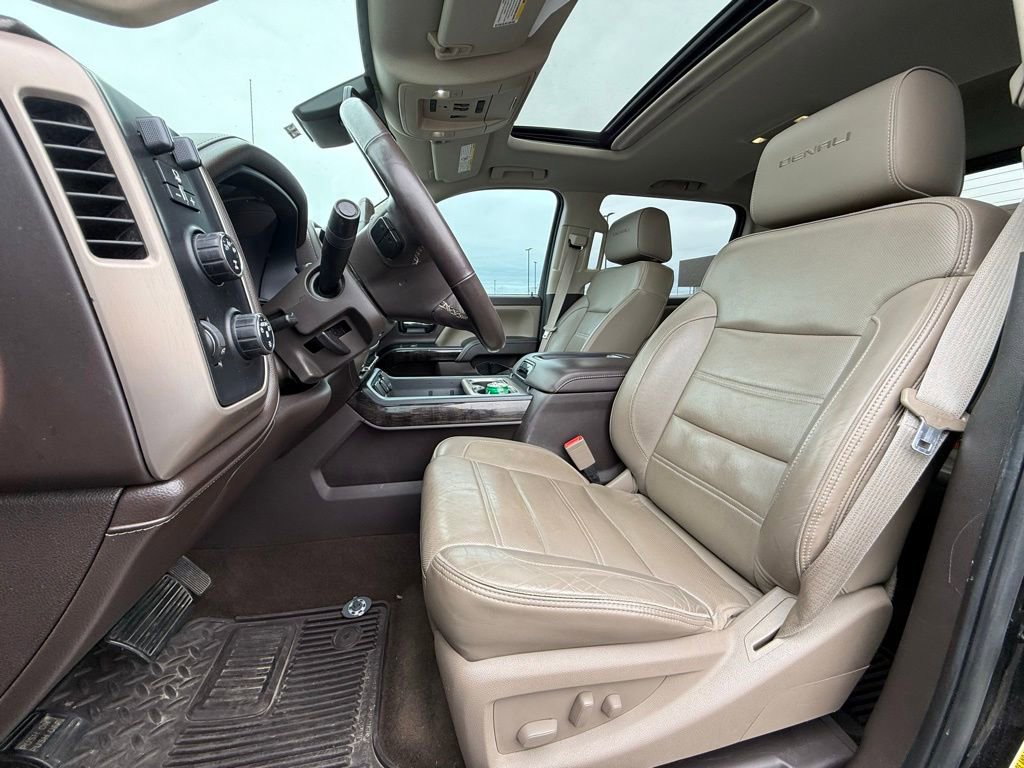 Used 2015 GMC Sierra 3500 Denali w/ Duramax Plus Package AWD/4WD image 21