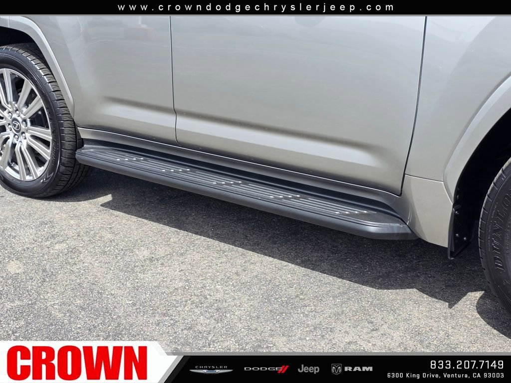 Used 2023 Lexus LX 600 4WD w/ Accessory Package (Z1) image 10