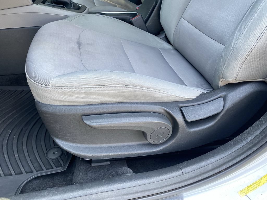 Used 2017 Hyundai Elantra SE FWD image 12