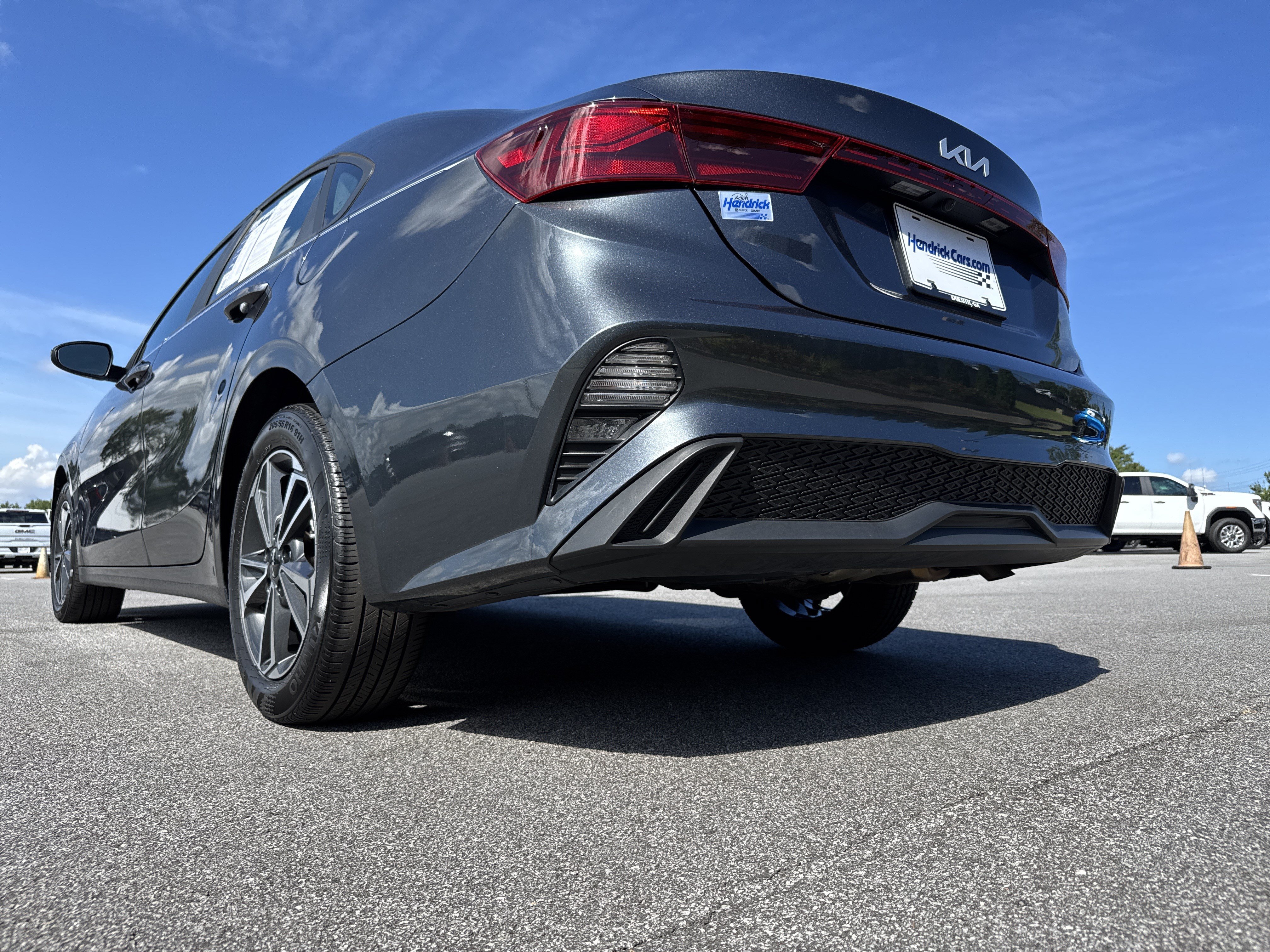 Used 2024 Kia Forte LXS FWD image 8