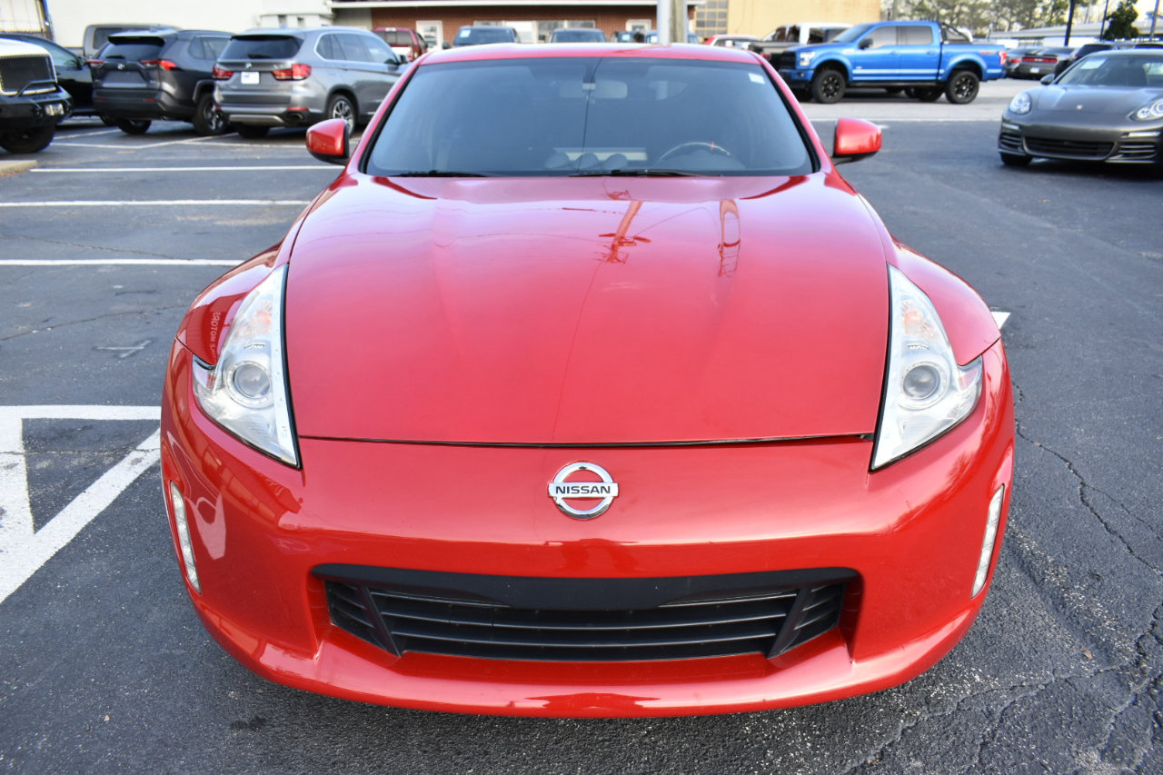 Used 2015 Nissan 370Z Coupe image 3