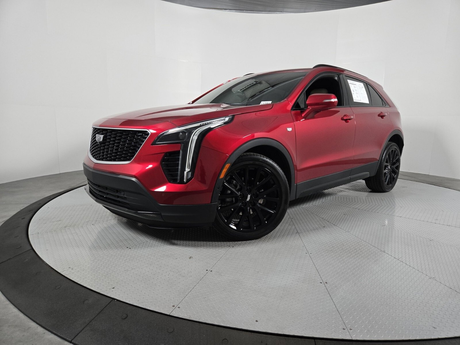 Used 2023 Cadillac XT4 Sport image 1