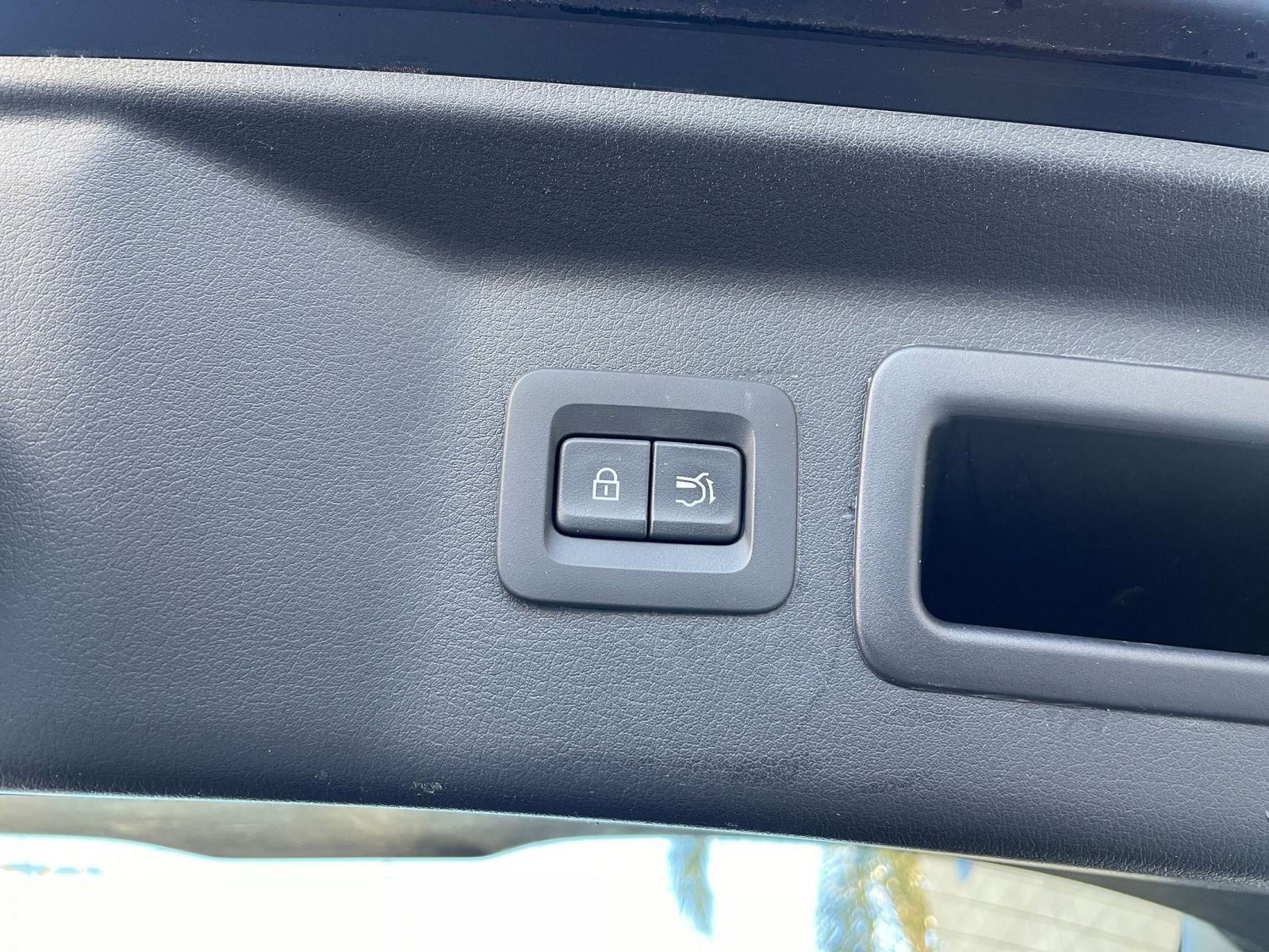 Used 2025 MAZDA CX-90 3.3 Turbo w/ Preferred Package image 30