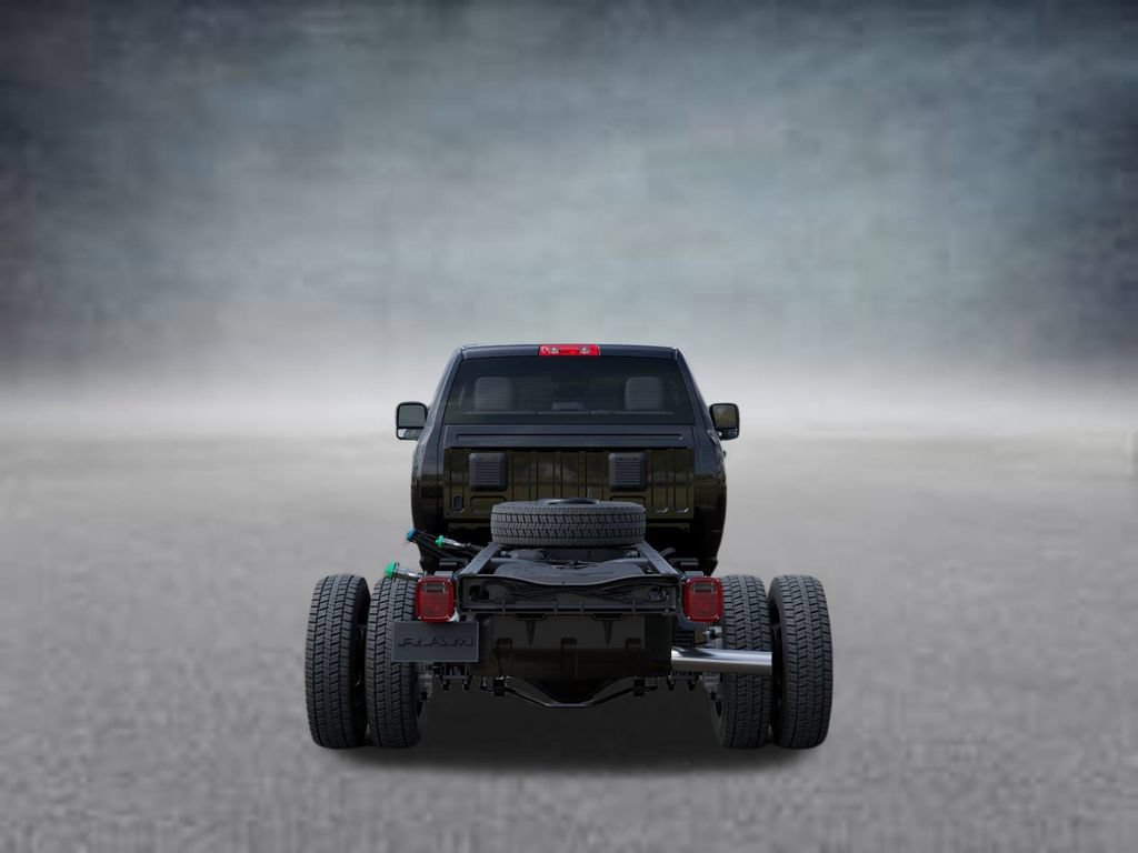 New 2026 RAM 5500 Tradesman AWD/4WD image 7