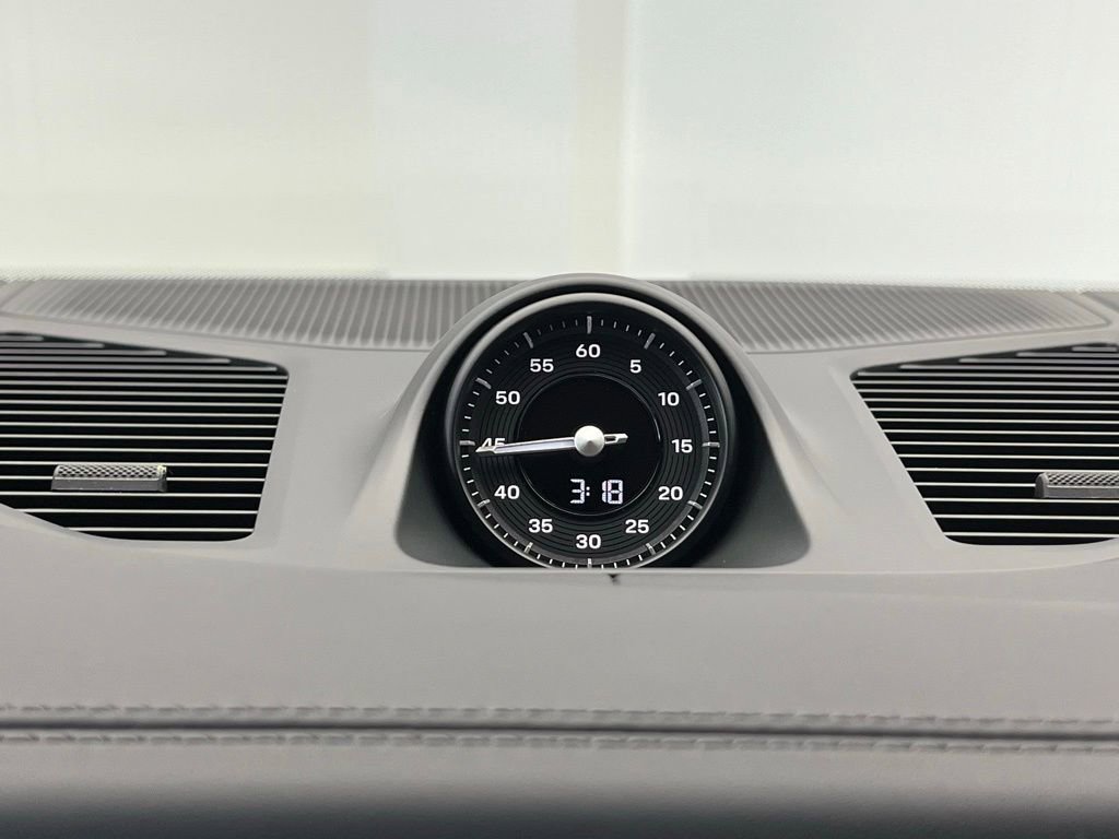 New 2026 Porsche Cayenne Coupe image 12