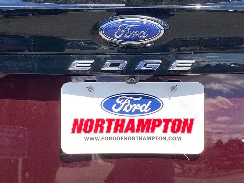 Used 2022 Ford Edge ST-Line w/ Class II Trailer Tow Package AWD/4WD image 10