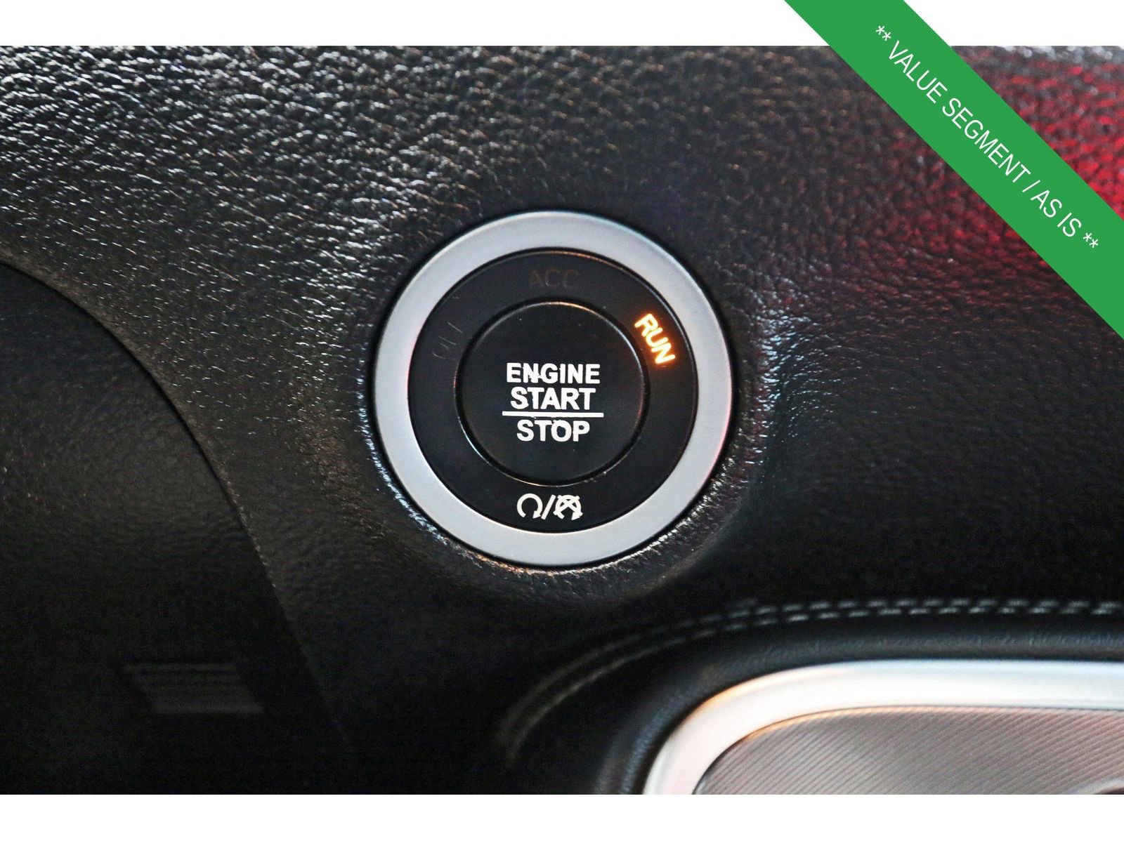 Used 2020 Dodge Challenger SXT RWD image 28