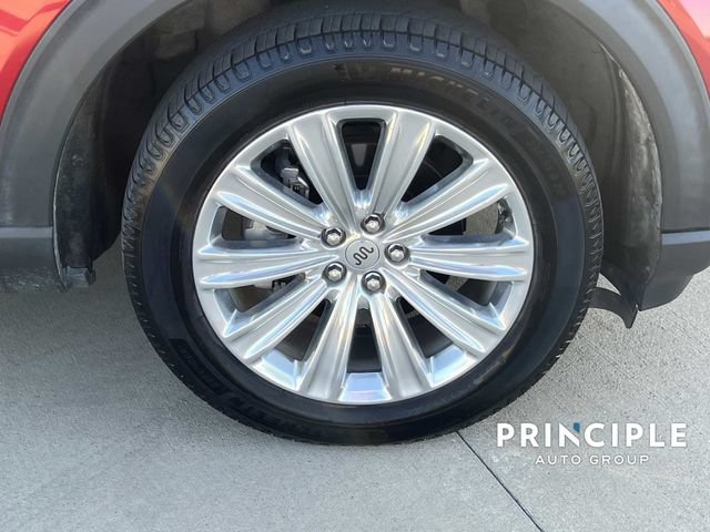 Used 2021 Ford Explorer King Ranch w/ Premium Technology Package RWD image 4