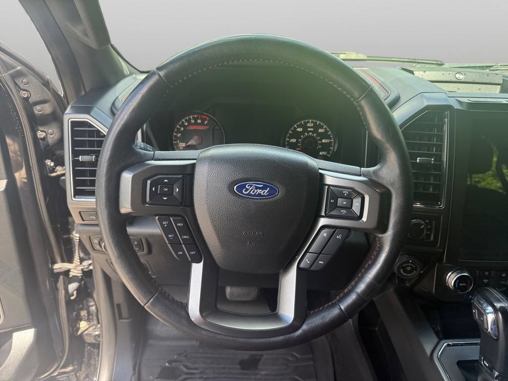 Used 2018 Ford F150 Lariat w/ Equipment Group 502A Luxury AWD/4WD image 11