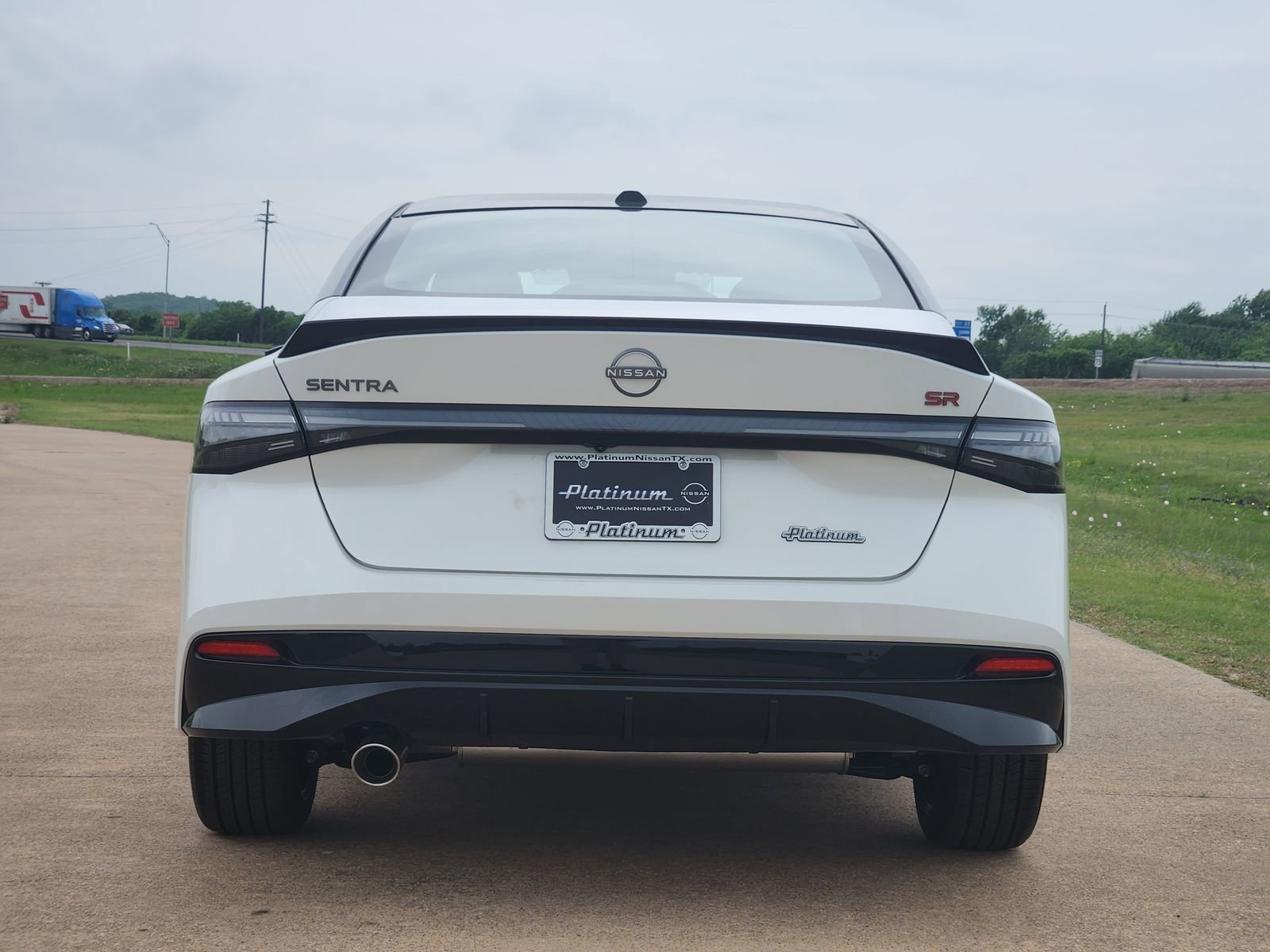 New 2026 Nissan Sentra SR FWD image 8
