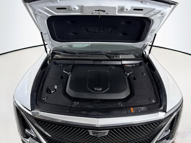 Used 2024 Cadillac Lyriq Luxury image 32