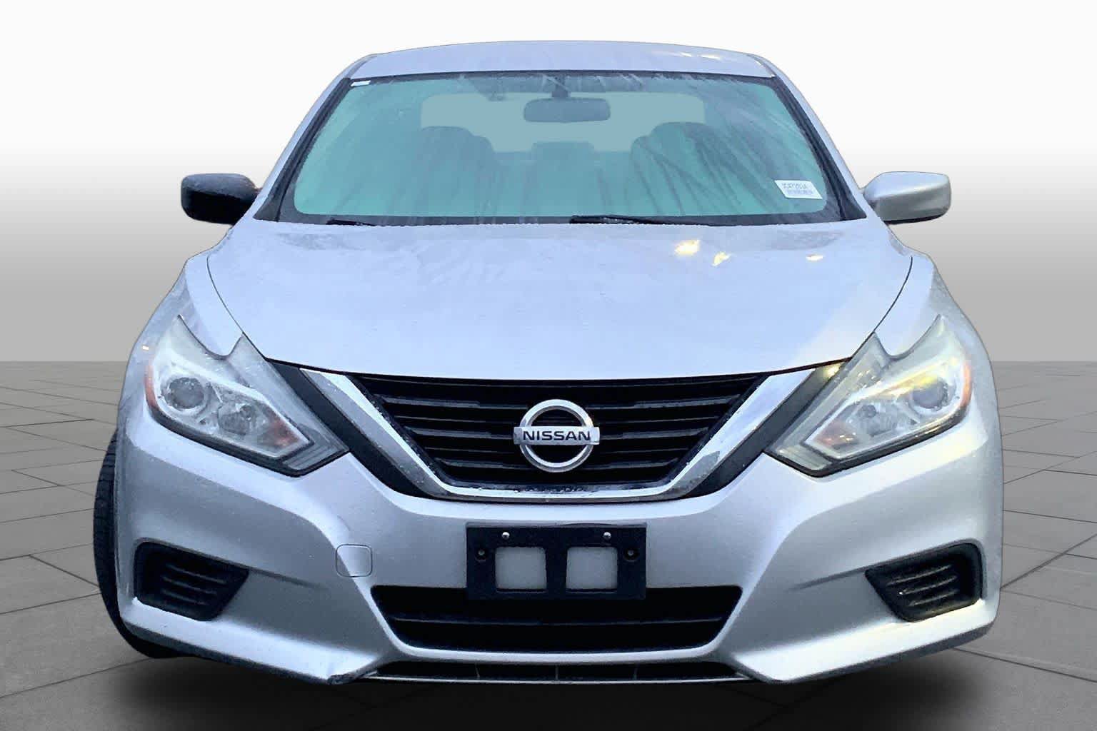 Used 2018 Nissan Altima 2.5 S w/ S Convenience Package FWD image 4