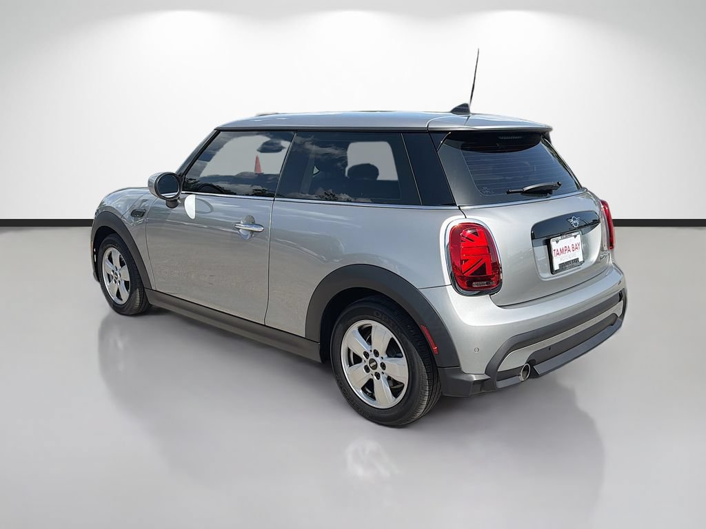 Used 2024 MINI Cooper 2-Door Hardtop w/ Storage Package FWD image 5