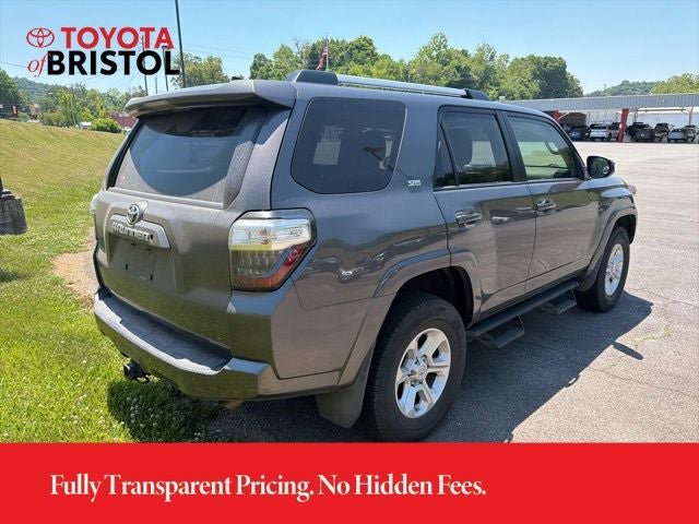 Used 2019 Toyota 4Runner SR5 AWD/4WD image 12