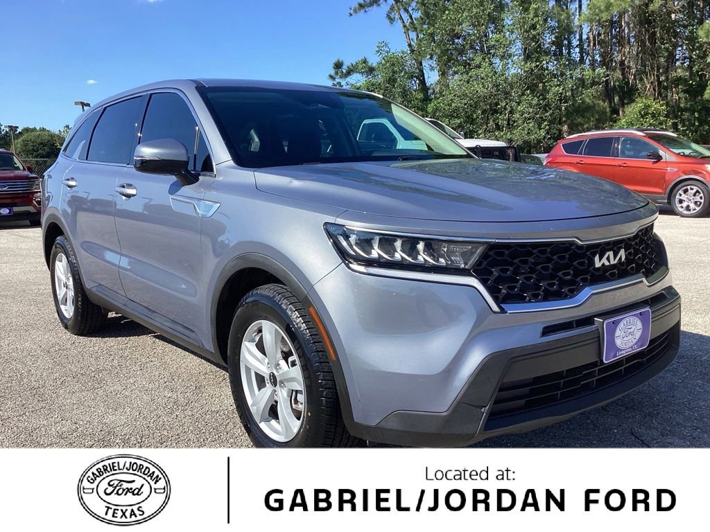 Used 2022 Kia Sorento LX