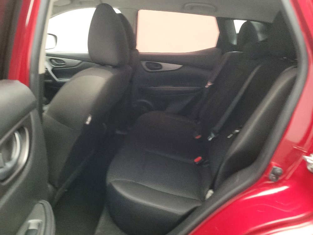 Used 2018 Nissan Rogue Sport S w/ S Appearance Package FWD image 18