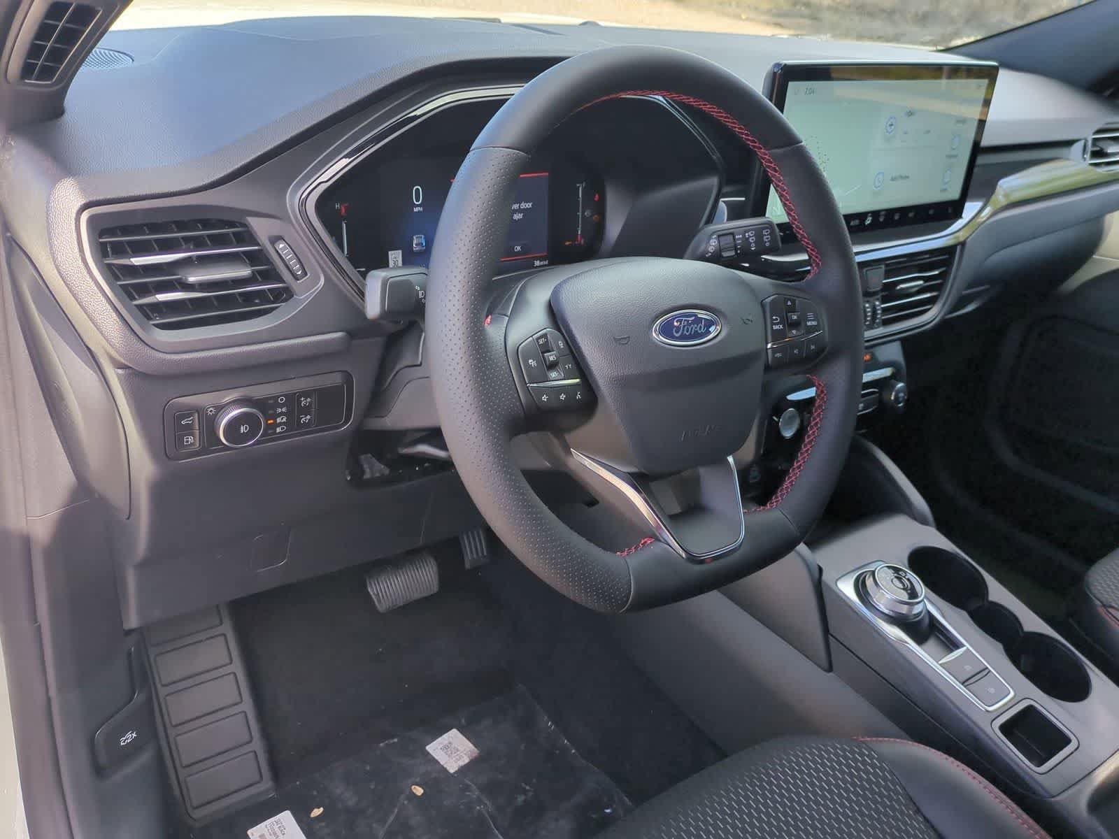 New 2026 Ford Escape ST-Line Select w/ Tech Pack #1 AWD/4WD image 17