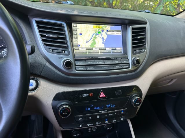 Used 2017 Hyundai Tucson SE Plus AWD/4WD image 15