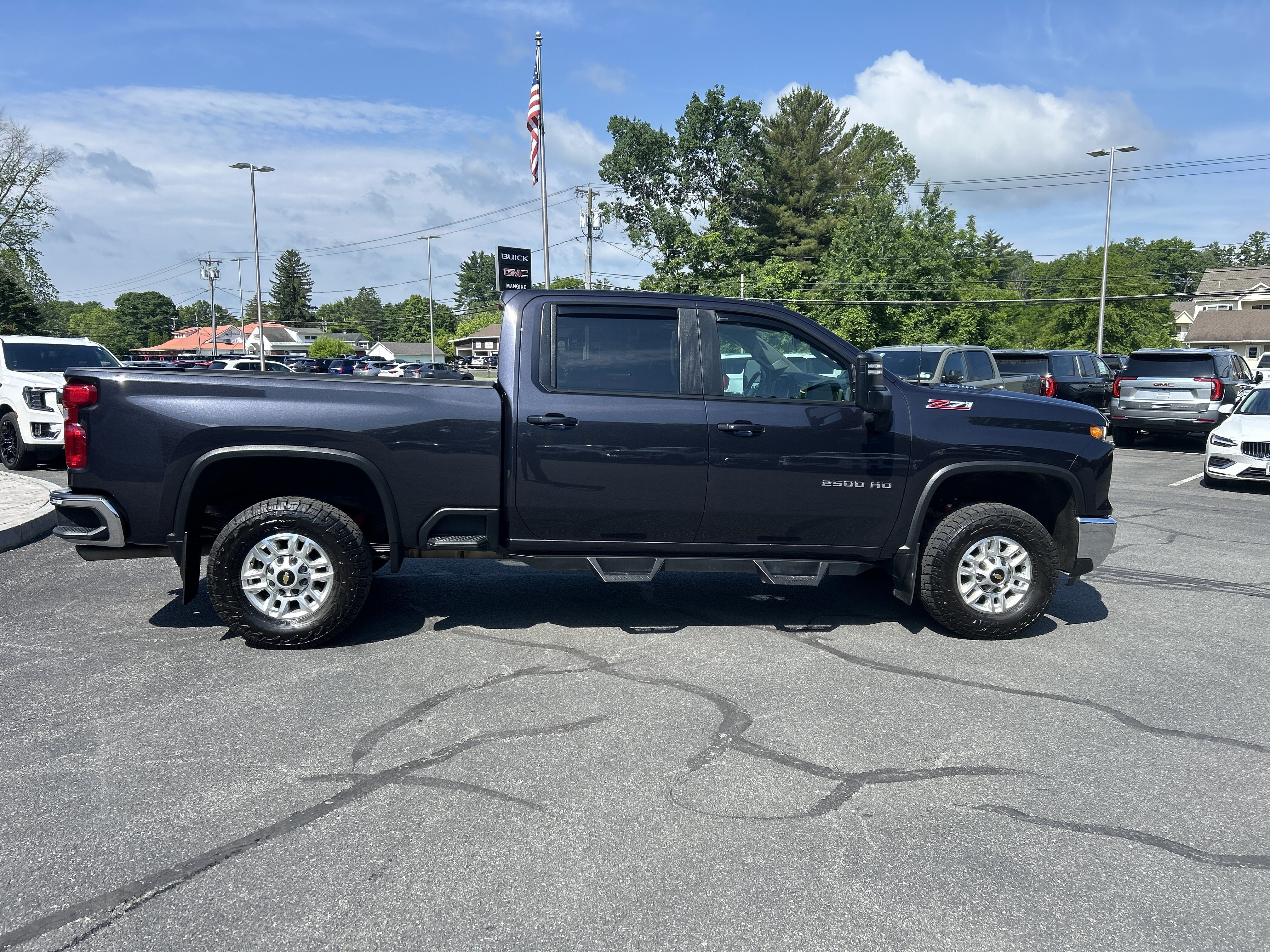 Certified 2024 Chevrolet Silverado 2500 LT w/ Safety Package AWD/4WD image 15