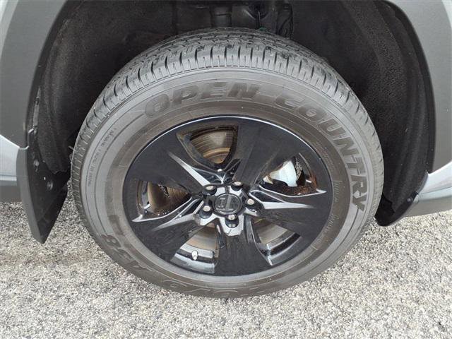 Certified 2024 Toyota RAV4 LE image 27