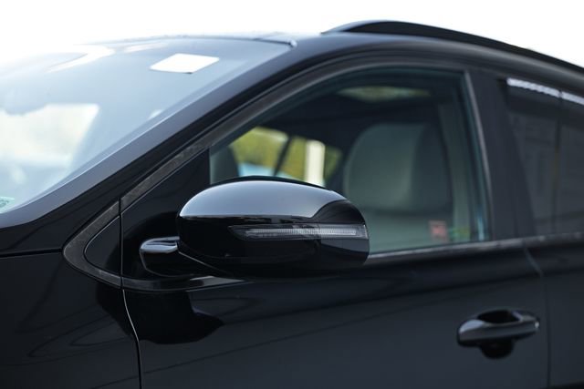 Used 2022 Kia Sportage Nightfall Edition image 12