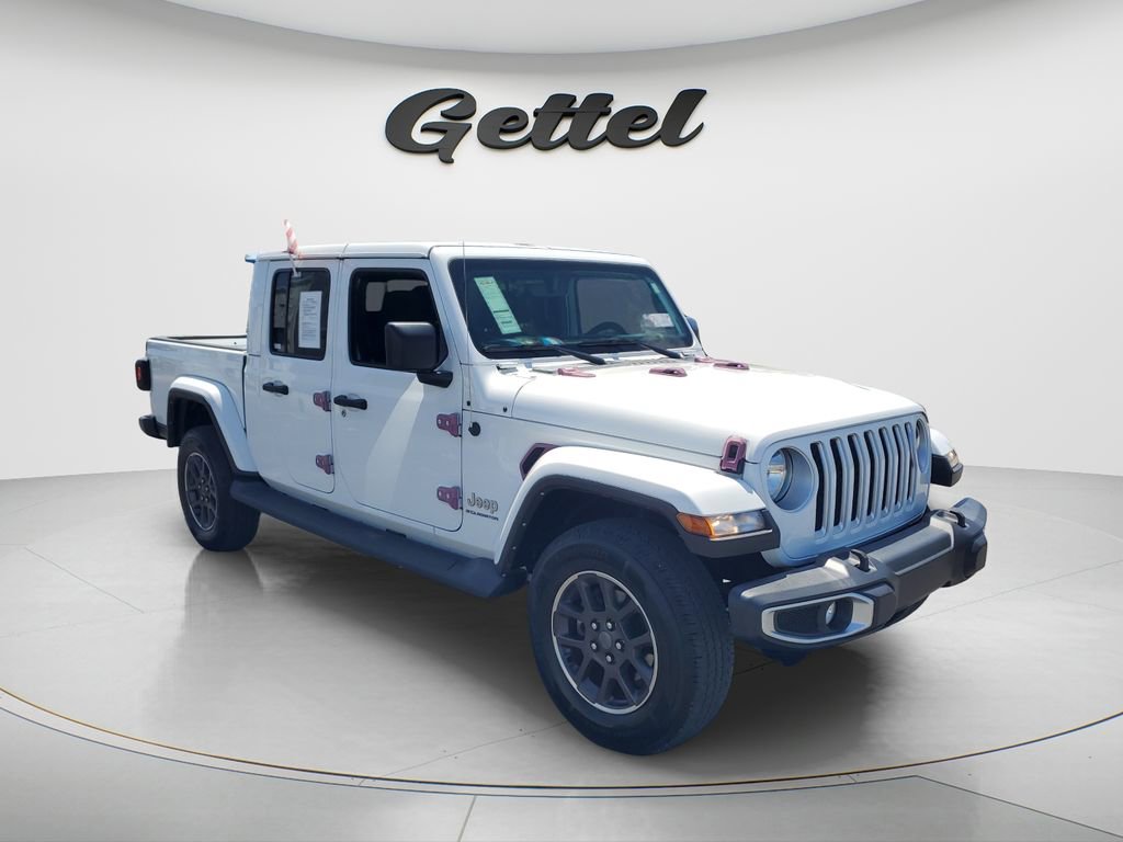 Used 2023 Jeep Gladiator Overland w/ Trailer Tow Package image 2