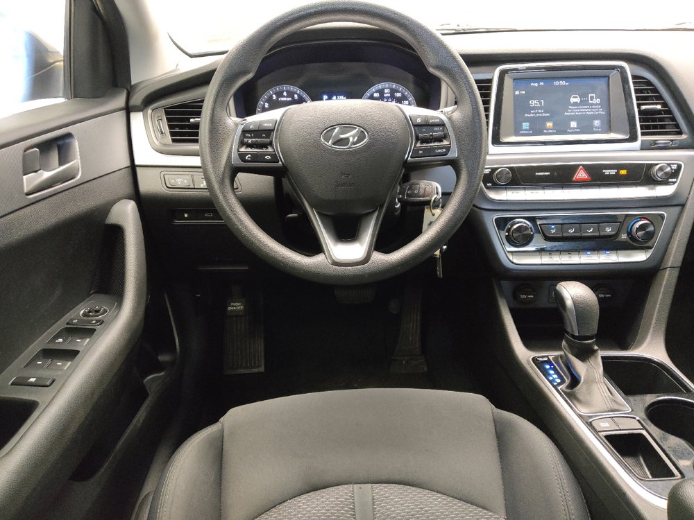 Used 2018 Hyundai Sonata SE FWD image 22