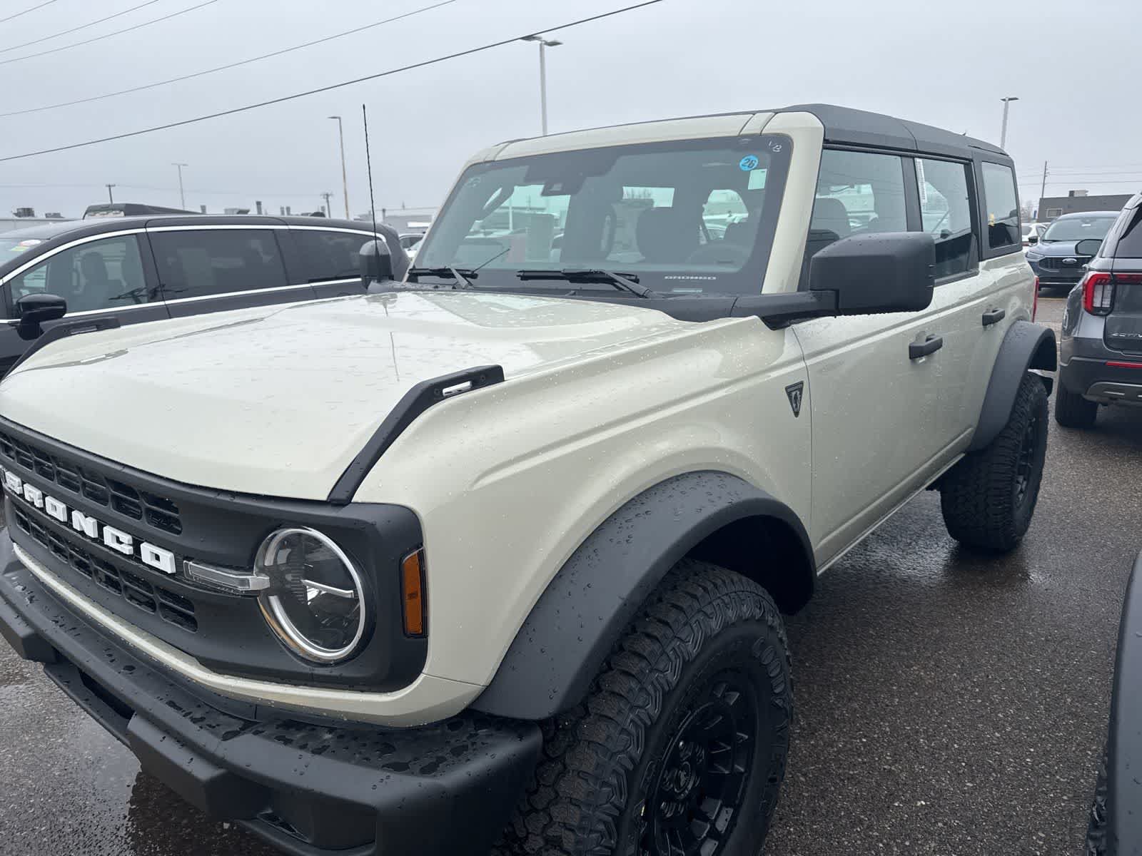 New 2026 Ford Bronco 4-Door w/ Sasquatch Package AWD/4WD image 21