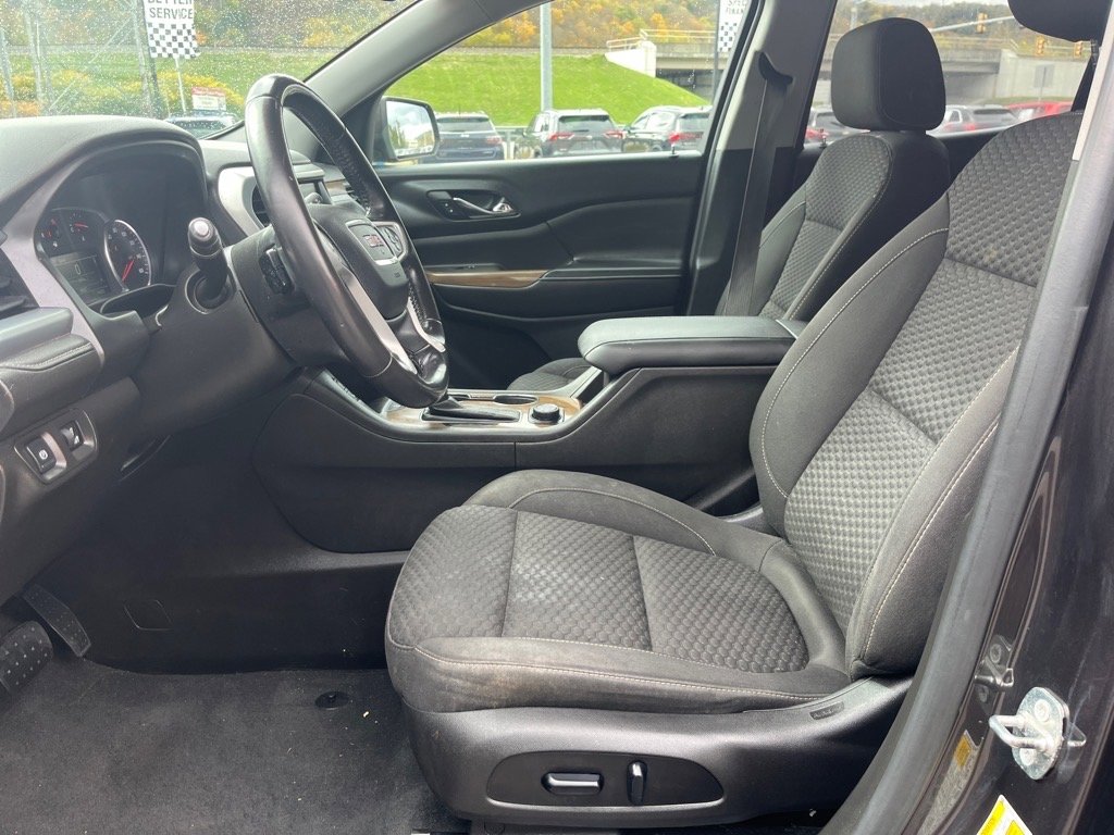 Used 2018 GMC Acadia SLE image 5