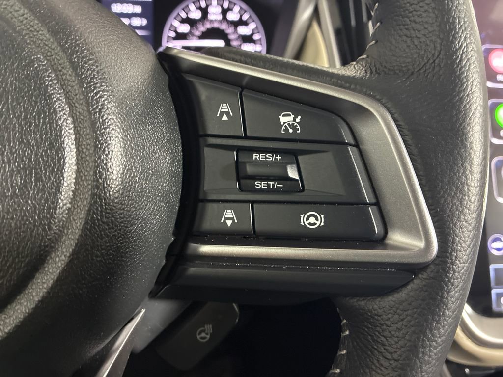 Certified 2025 Subaru Outback Limited AWD/4WD image 12