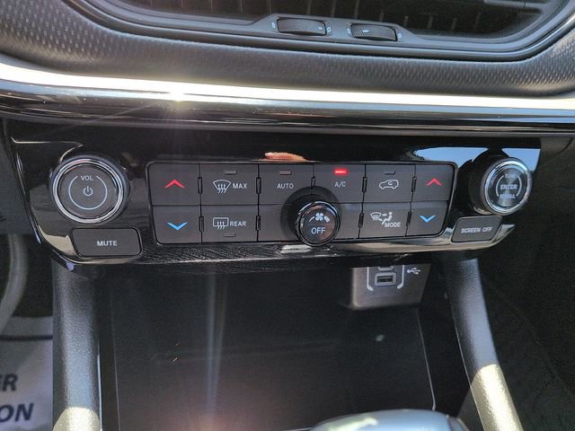 Used 2025 Jeep Compass Trailhawk AWD/4WD image 22