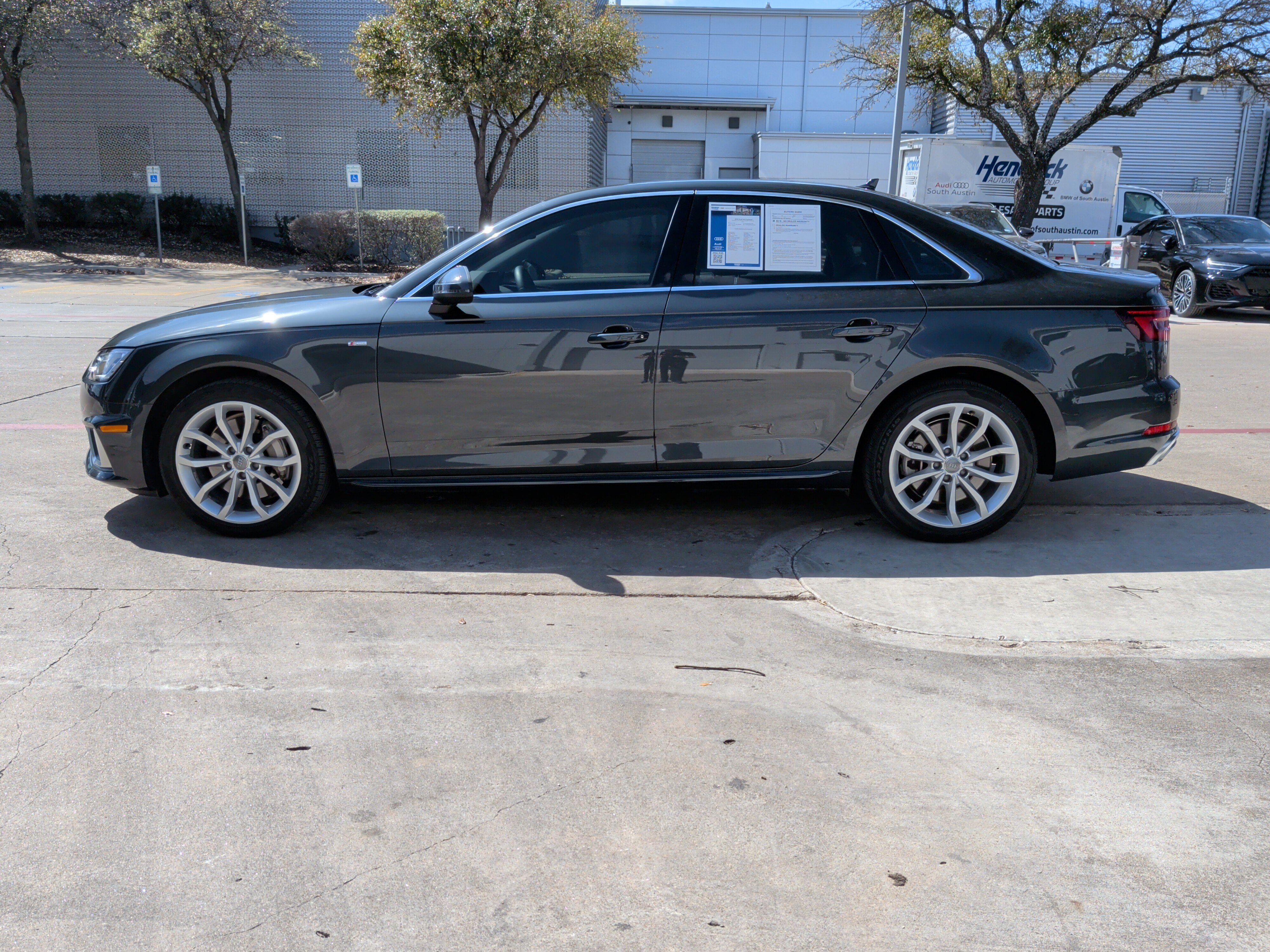 Used 2019 Audi A4 2.0T Premium w/ Convenience Package image 7