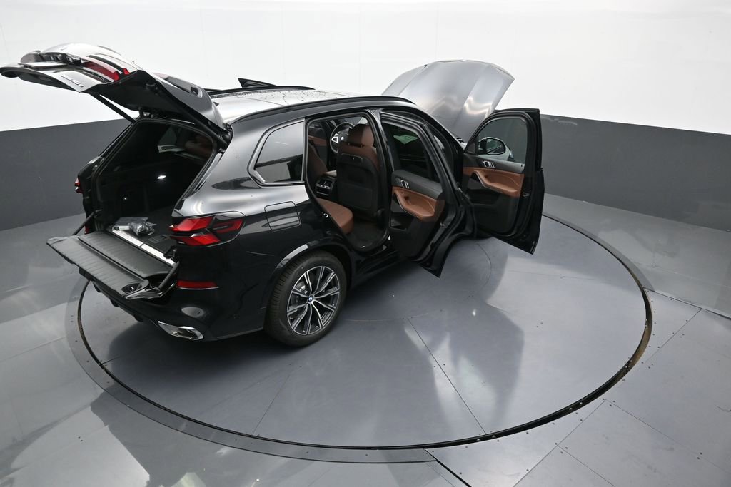 New 2026 BMW X5 xDrive50e w/ M Sport Package image 47