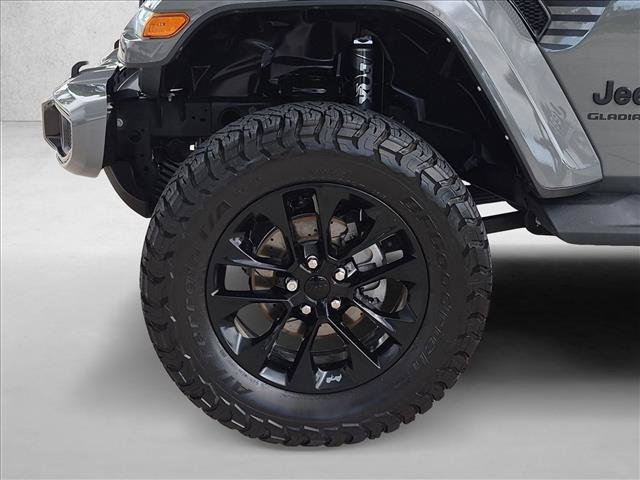 Used 2022 Jeep Gladiator Overland AWD/4WD image 24