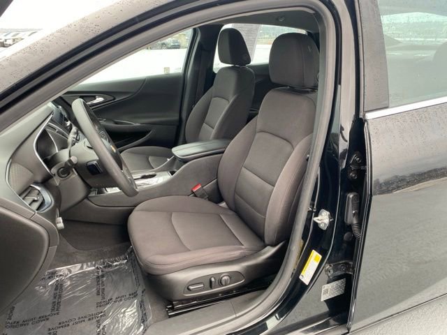 Used 2019 Chevrolet Malibu LT image 15