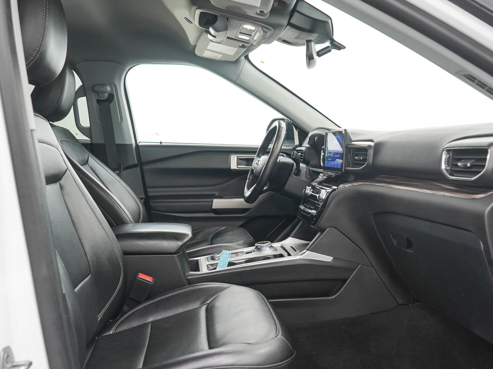 Used 2023 Ford Explorer Limited AWD/4WD image 12
