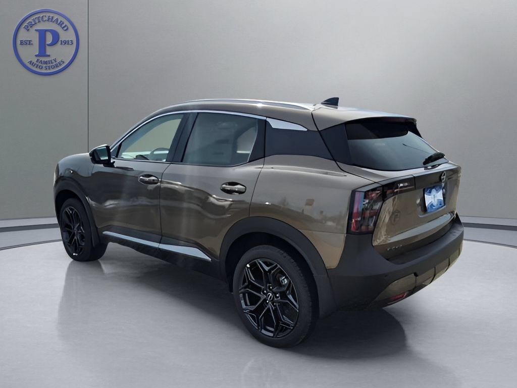 New 2026 Nissan Kicks SR w/ SR Premium Package FWD image 6