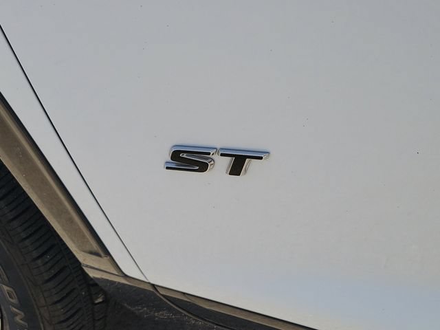 Used 2026 Buick Enclave Sport Touring FWD image 9
