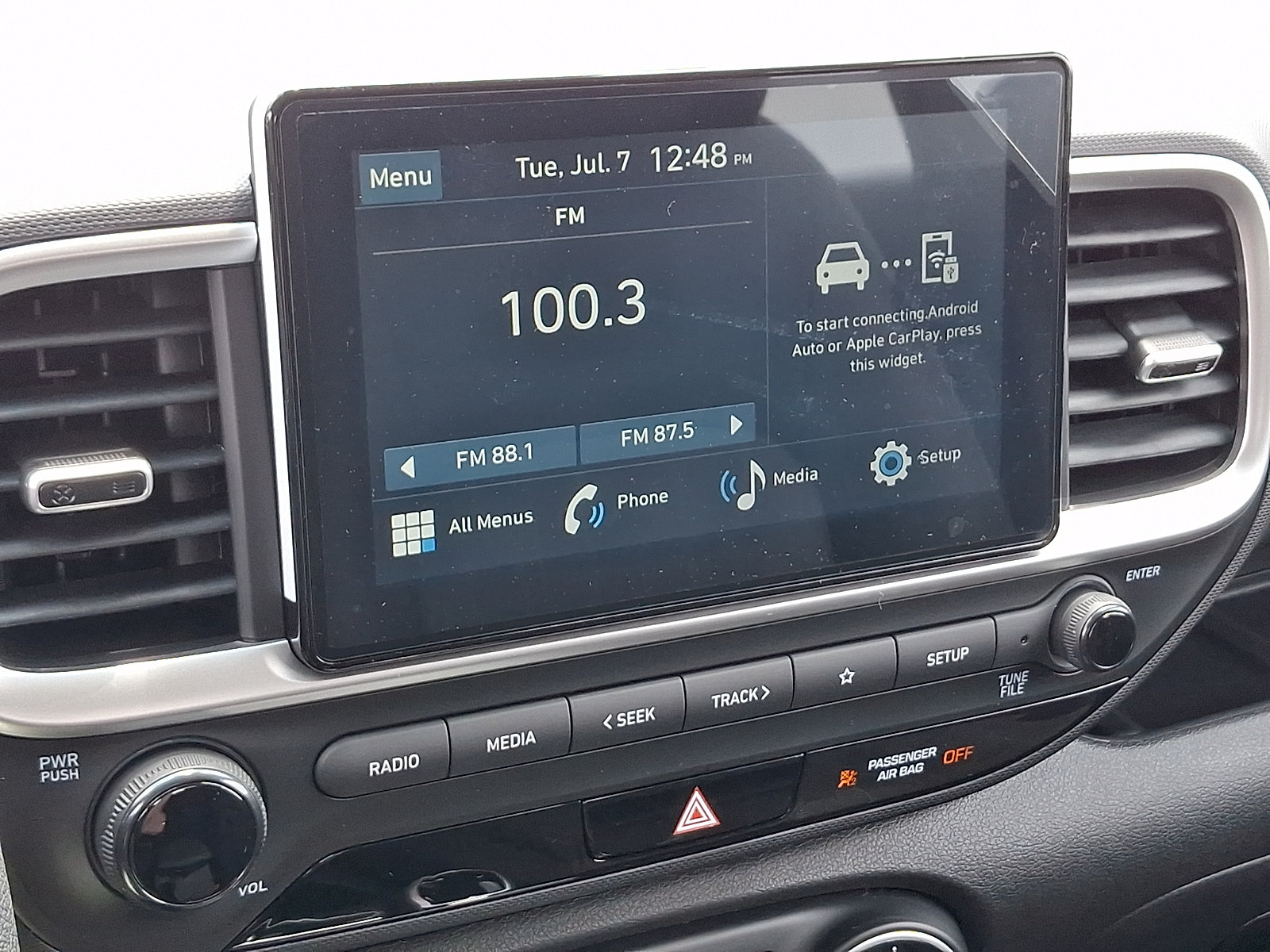New 2026 Hyundai Venue SE FWD image 16