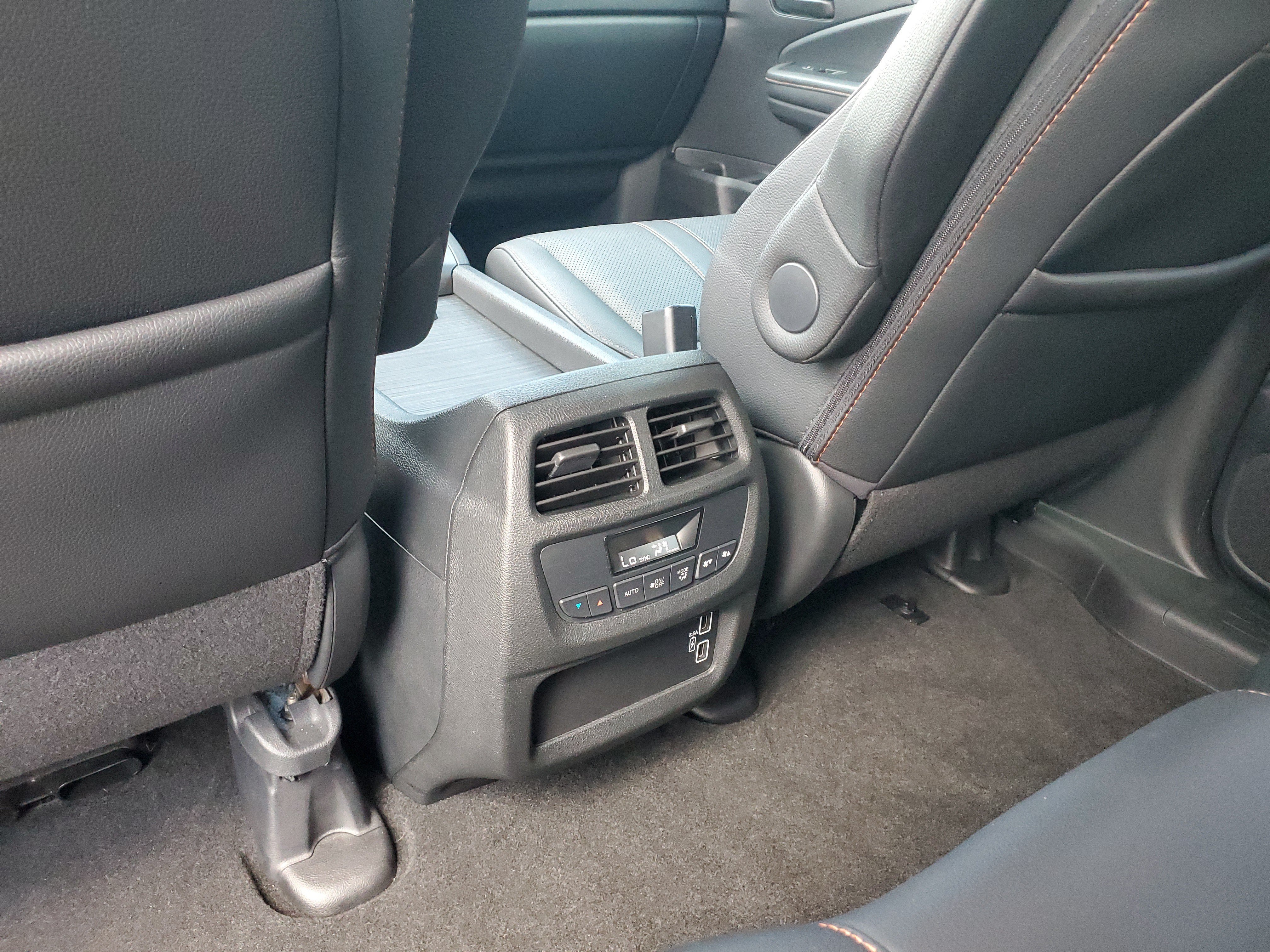Used 2022 Honda Pilot TrailSport image 14