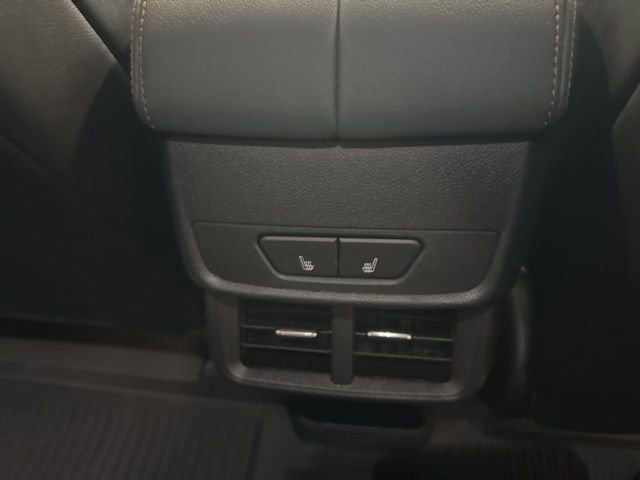 New 2026 GMC Terrain AT4 w/ Convenience Package III image 32